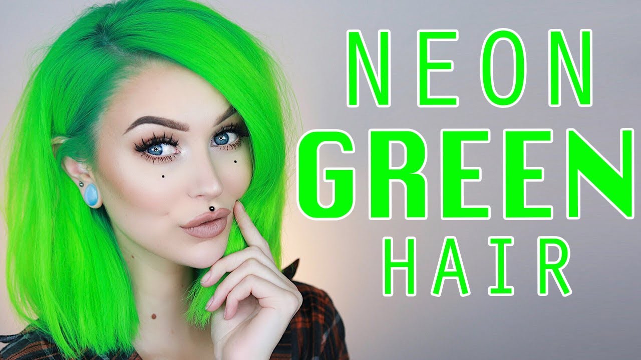 Dyeing my Hair Neon Green At Home | Evelina Forsell
