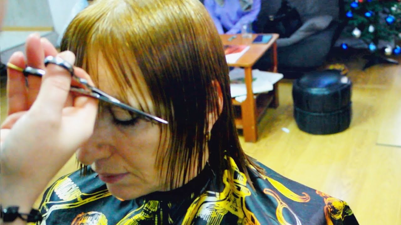 ANTI AGE HAIRCUT - 70S SHORTER STRAIGHT SHAG WITH CURVED BANGS