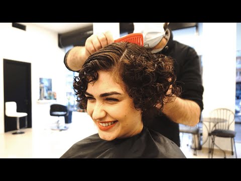 SUPER HAIRCUT - 80s SHORT VINTAGE CURLY BOB FEMALE