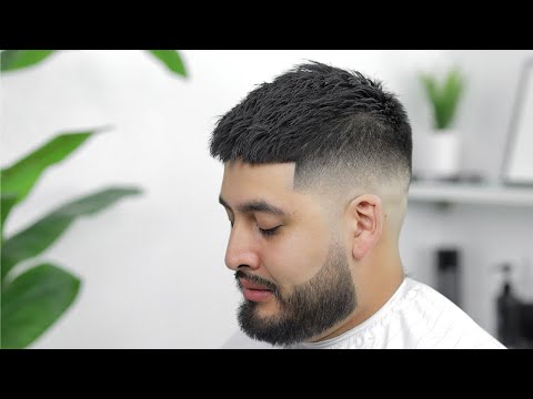 MID FADE TEXTURED CROP HAIRCUT TUTORIAL! 2K20