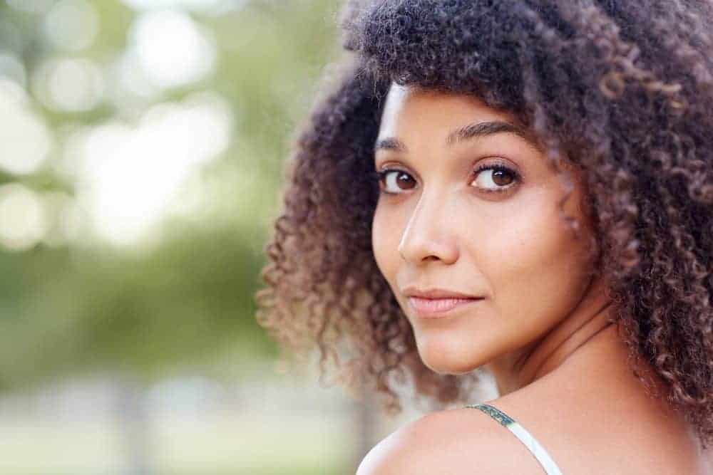 Dandruff Causes, Proven Professional Treatments & Home Remedies