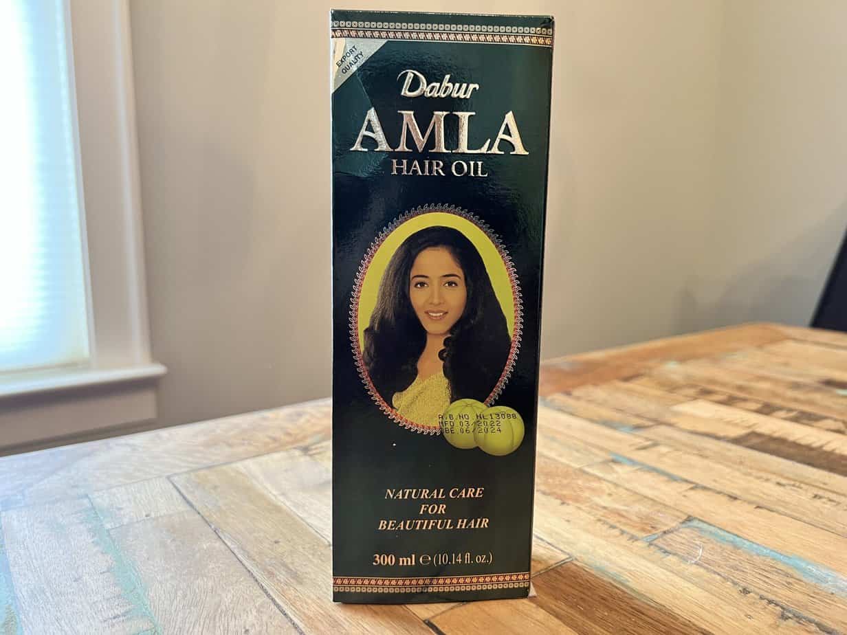 This export-quality Dabur amla hair oil can be used within your beauty routine as a natural conditioner. 