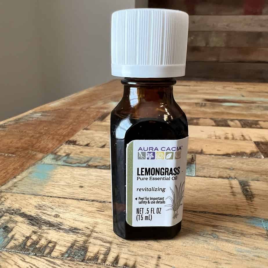 We also tested the Aura Cacia Lemongrass Pure Essential Oil.