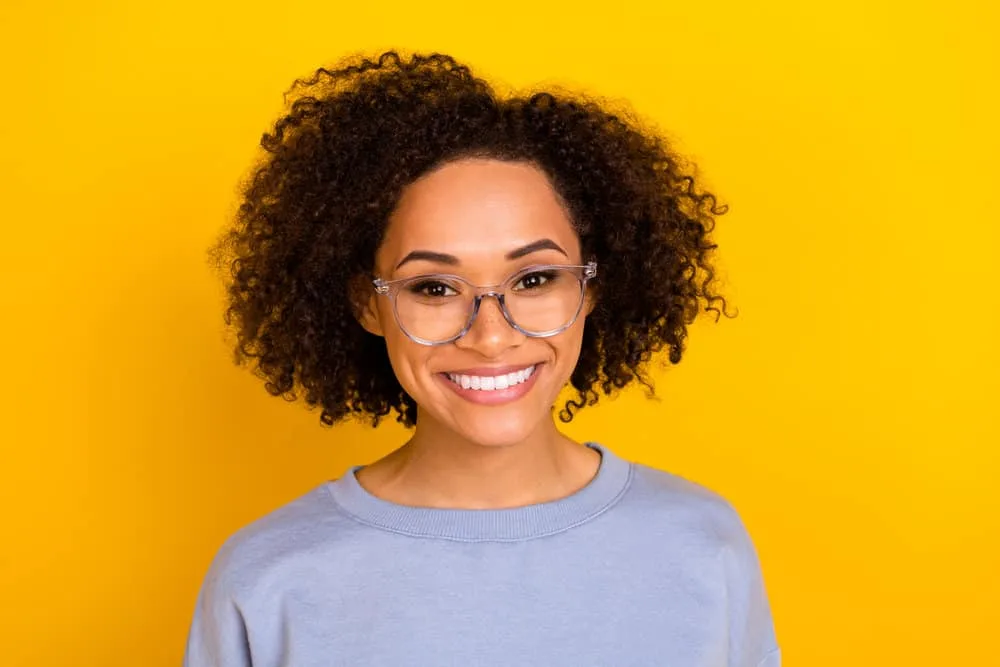 Cardi B Hair Mask: Recipe, Tutorial, Benefits, and More 10 An attractive black woman from the United States, wearing a nice hair mask originally created by a famous rap star.