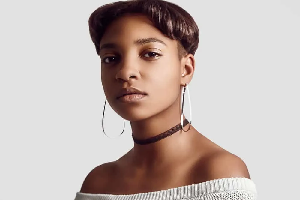 The Best Fun Unnatural Hair Colors for Warm Skin Tones 1 A young beautiful lady with olive skin has one of the most flattering hair colors for her light-skin tone.