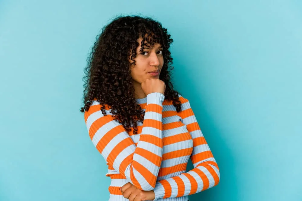 Why Does My Hair Smell Bad After I Wash It? Even Every Day? 9 A lady that usually wears hair masks has been experiencing fungal infections, a stinky scalp, and smelly hair days.