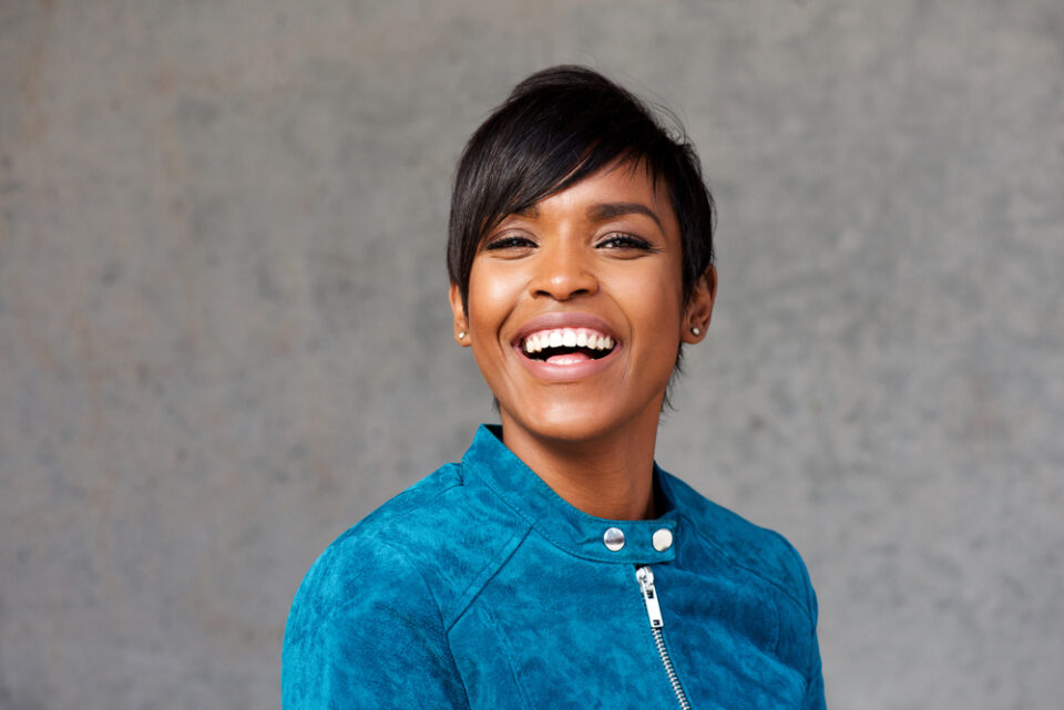 How to Dry Hair Without a Blow Dryer Step by Step