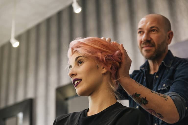 How Much Do Hair Stylists Make a Year, per Day, and Hour