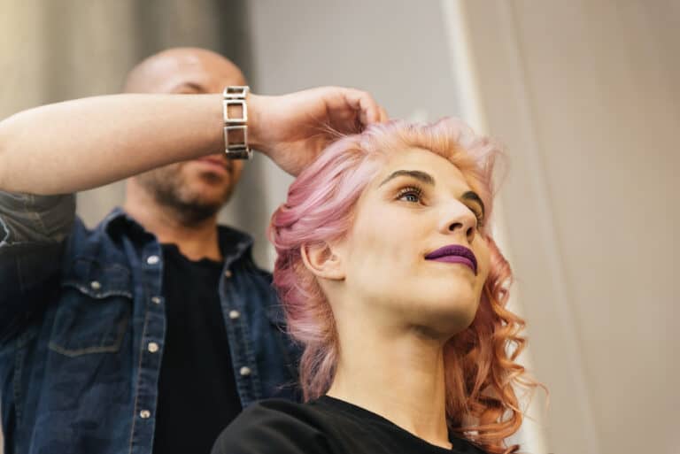 How Much Do Hair Stylists Make a Year, per Day, and Hour