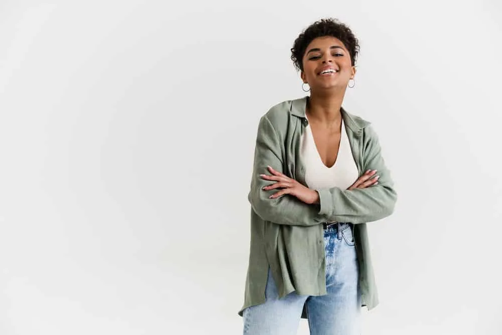 Can Micellar Water Remove Hair Dye From Skin? All Skin Types? 7 An African American female used makeup remover and warm water to remove hair dye stains from her neck.