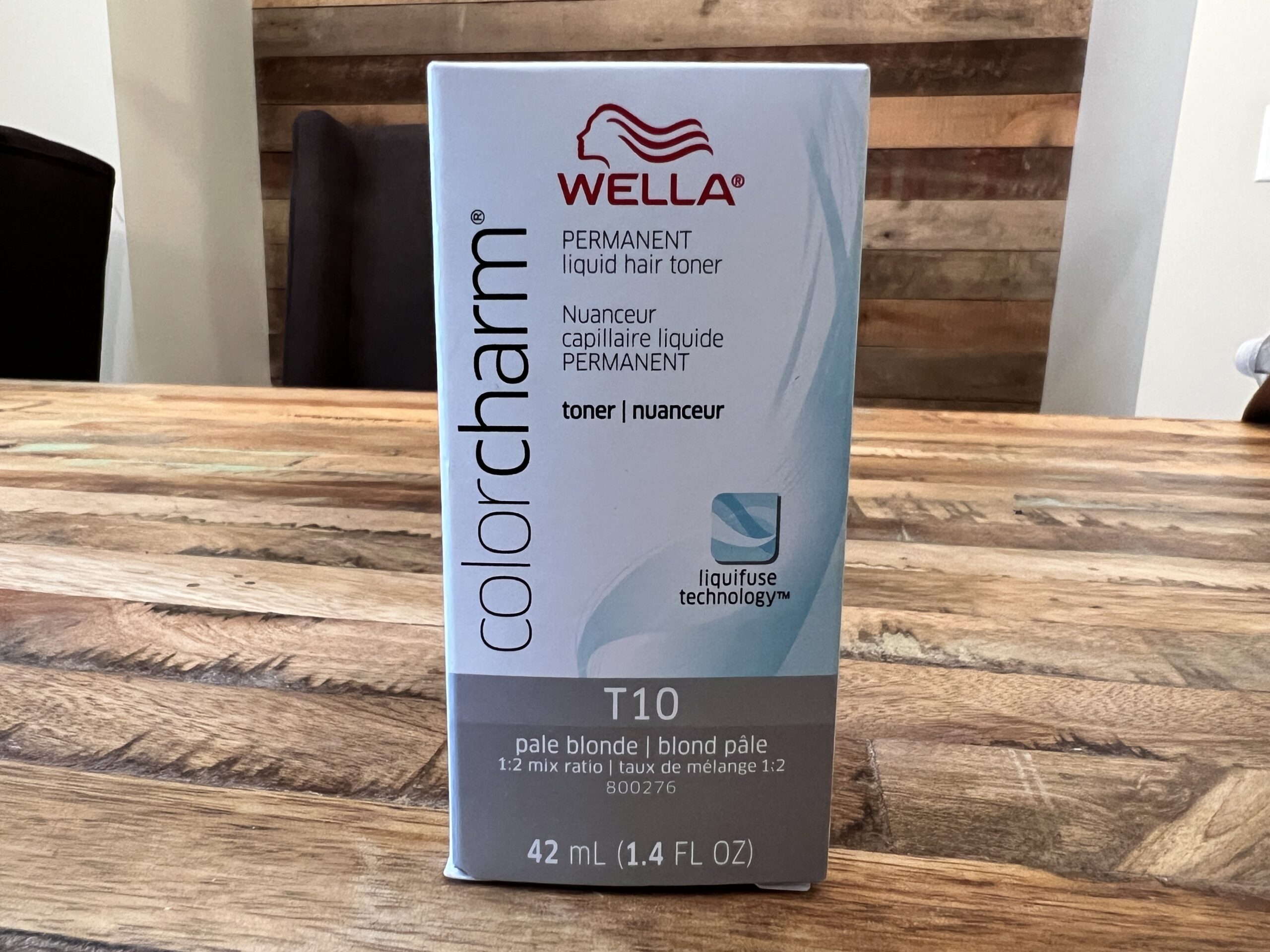 Wella Color Charm T10 Permanent Liquid Hair Toner – Pale Blonde / 1:2 mix ratio / 42mL (1.4 FL OZ)