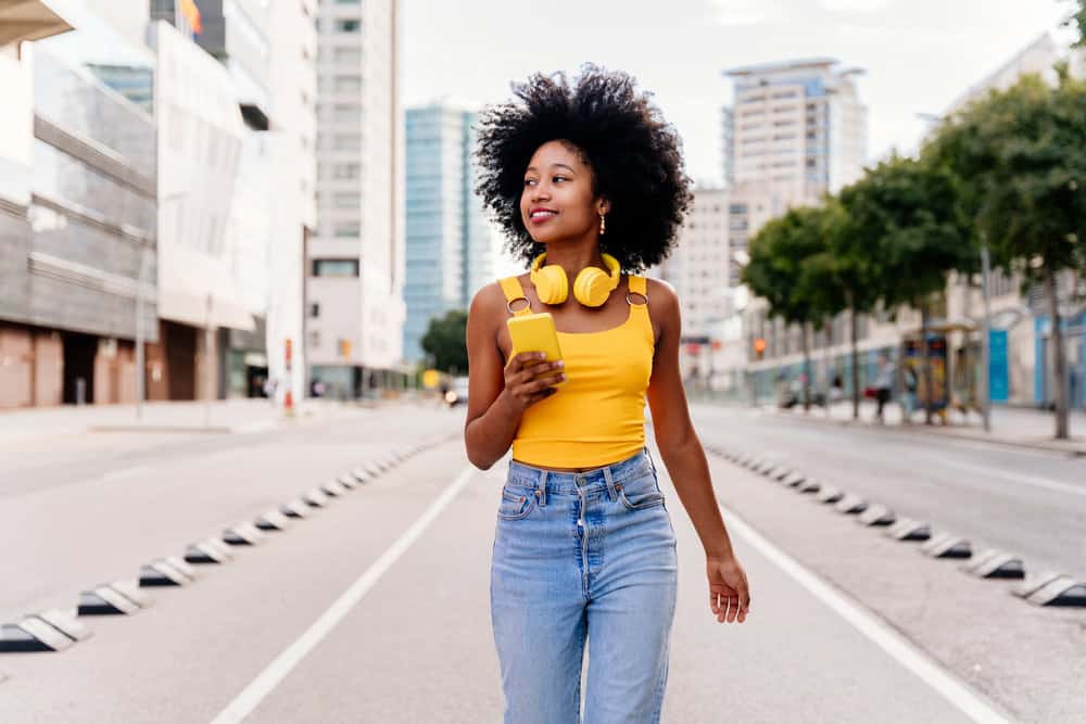 An African American female washed her hair everyday with products that includes sodium lauryl sulfate and fatty alcohols.