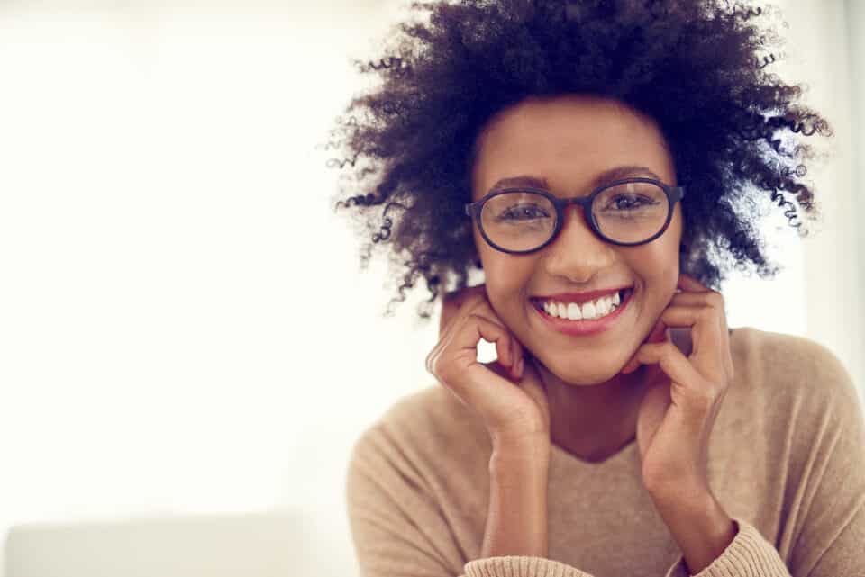 how-to-get-rid-of-frizzy-curly-hair-in-5-minutes-at-home