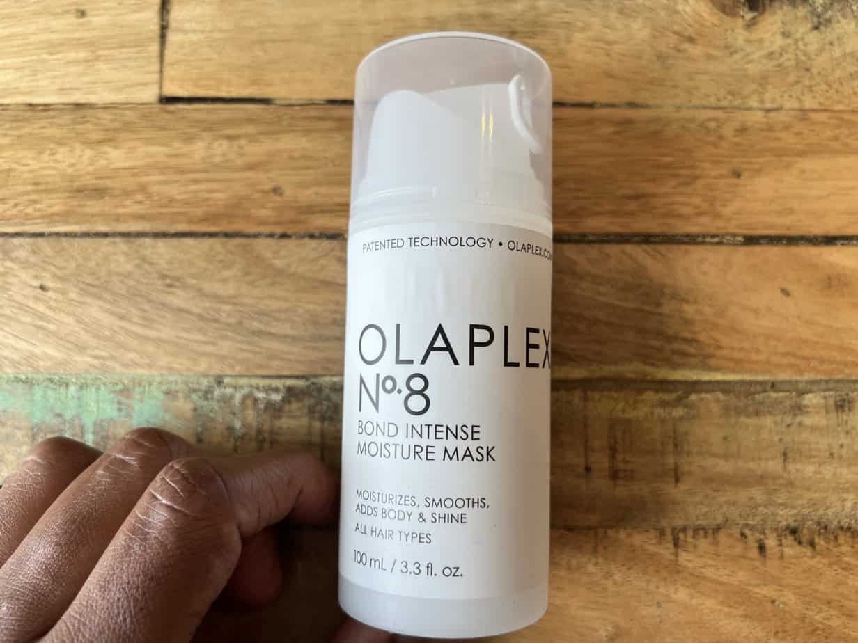 Olaplex Nº.8 Bone Intense Moisture Mask moisturizes, smooths, and adds body and shine.