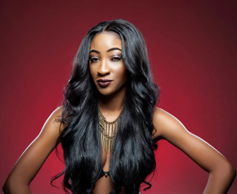 How to Do a Press and Curl for Natural Hair Step-By-Step 1 A young beautiful black female with fine hair and a type 4 curl pattern just completed a DIY silk press process on her naturally coarse hair strands.