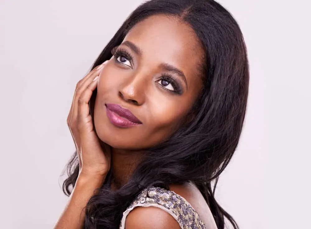 What Is a Silk Press? How Long Does a Silk Press Last? 5 She opted for a silk press at home to avoid harsh chemicals, applying minimal heat and using styling products to keep her hair's health in check.