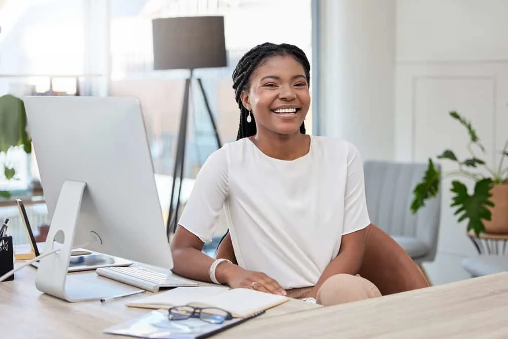 Do Knotless Braids Hurt? How to Make the Braids Hurt Less 8 Her normal box braids provide a protective style that showcases her hair's natural beauty and allows for easy maintenance with tight tension.