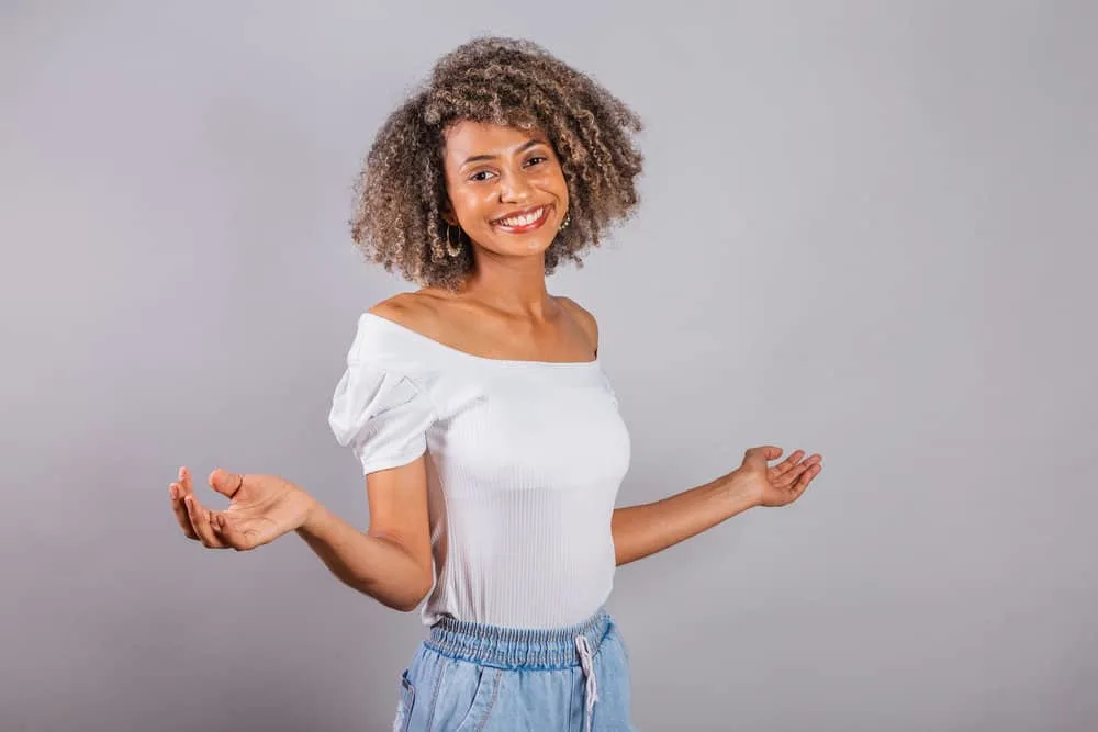 DIY Soapnut Shampoo Recipe: How to Use Soap Nuts as Shampoo 11 Her hair feels amazing as she rinses it with warm water, allowing the soap nuts to leave her hair smooth and shiny.