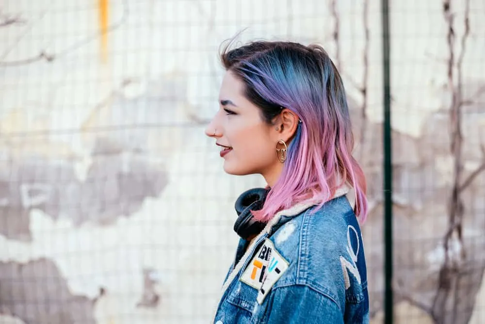 What Color Cancels out Purple? Does Yellow Cancel out Purple? 8 Subtle blue tones in the dye enhance the overall depth and complexity of the lighter shade.