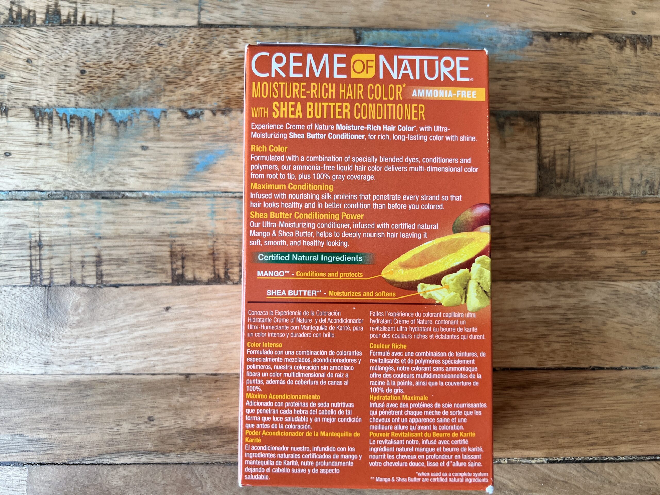 As you can see, Creme of Nature's moisture-rich hair color includes an ultra-moisturizing shea butter conditioner for rich, long-lasting natural hair color with shine. 