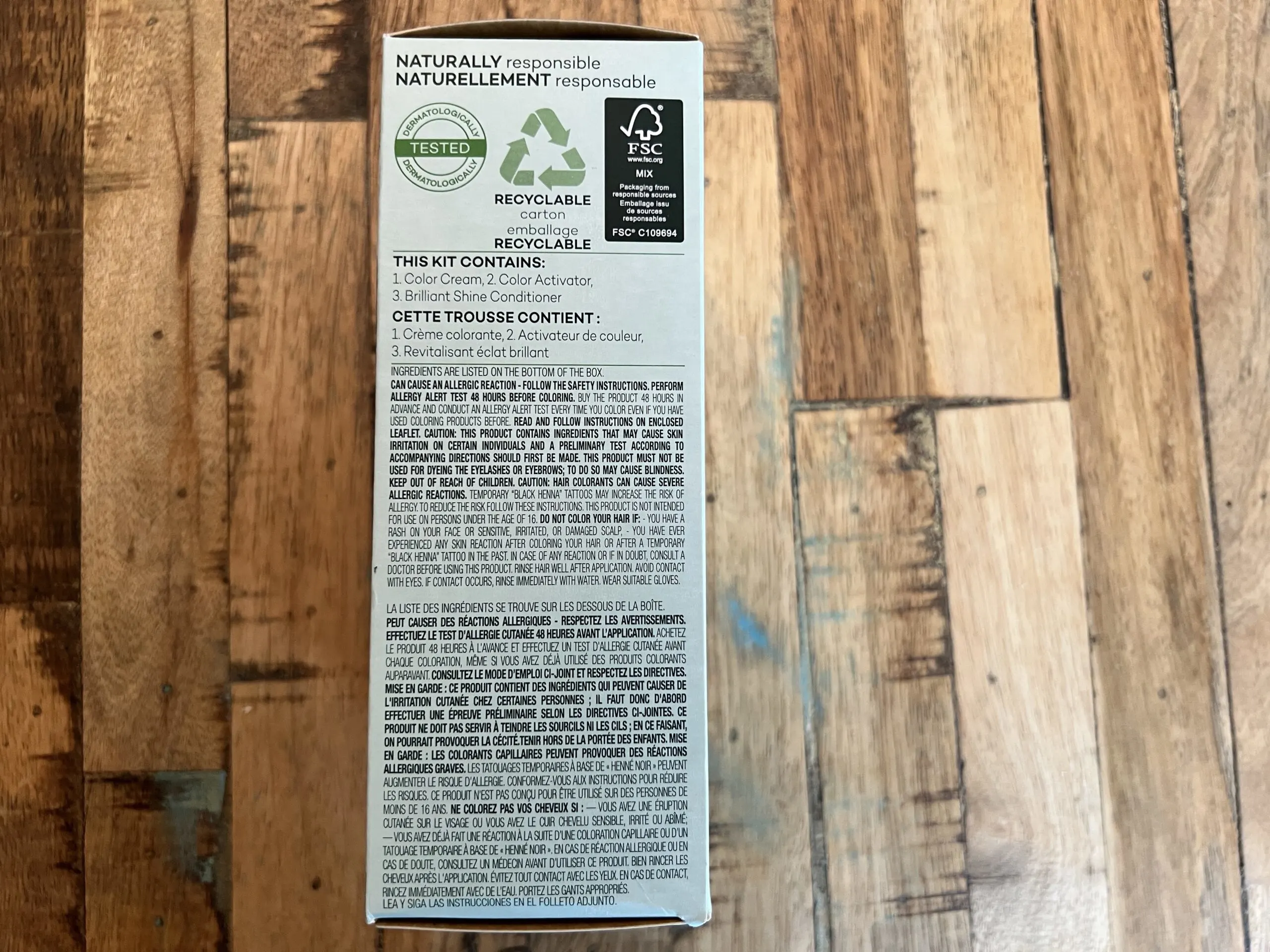 Best Hair Color for Dreadlocks: Top Colors and Dyes Reviewed 11 The hair coloring kit includes color cream, a color activator, and a brilliant shine conditioner.