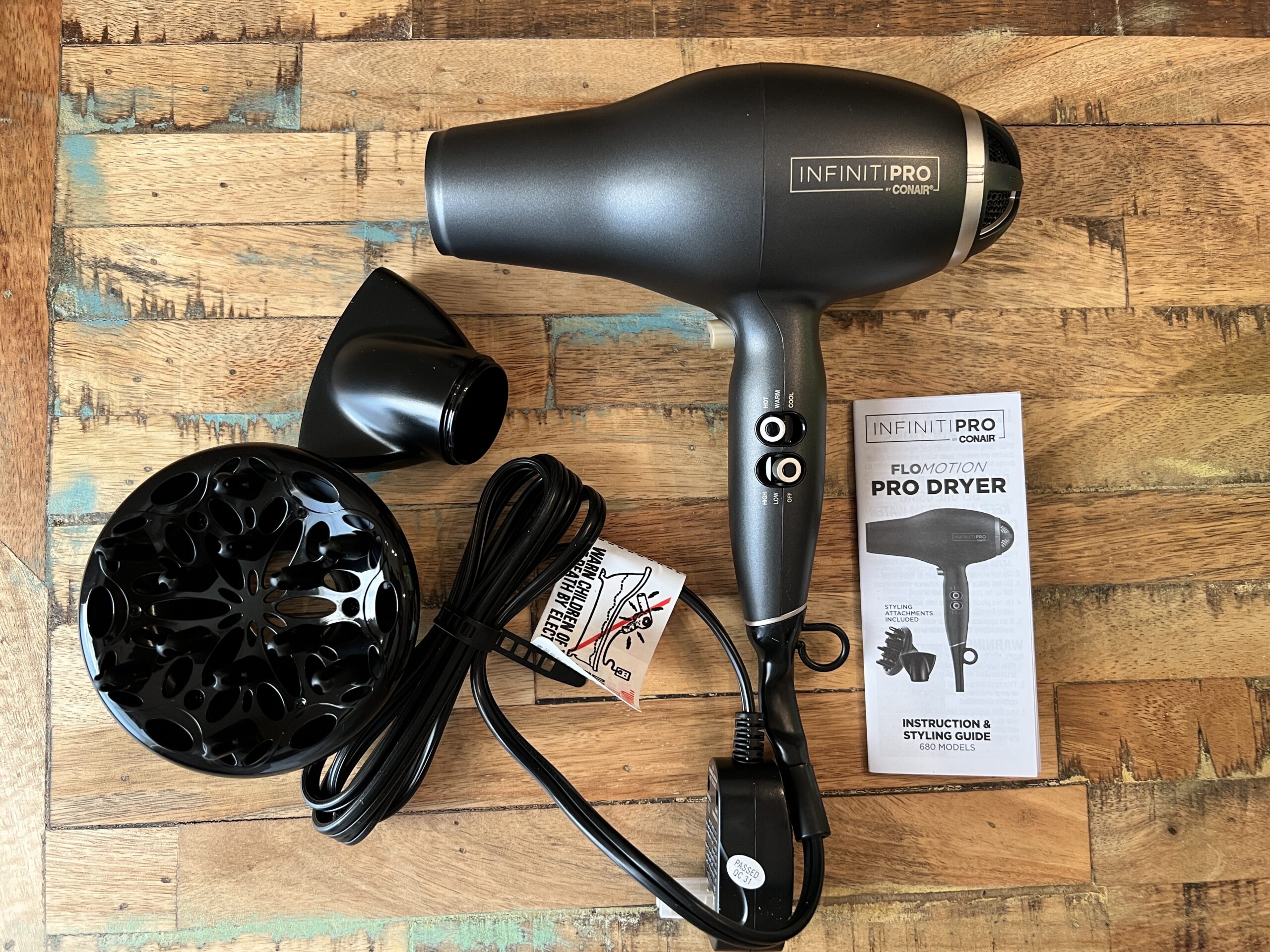Flomotion Pro Dryer by Conair scaled