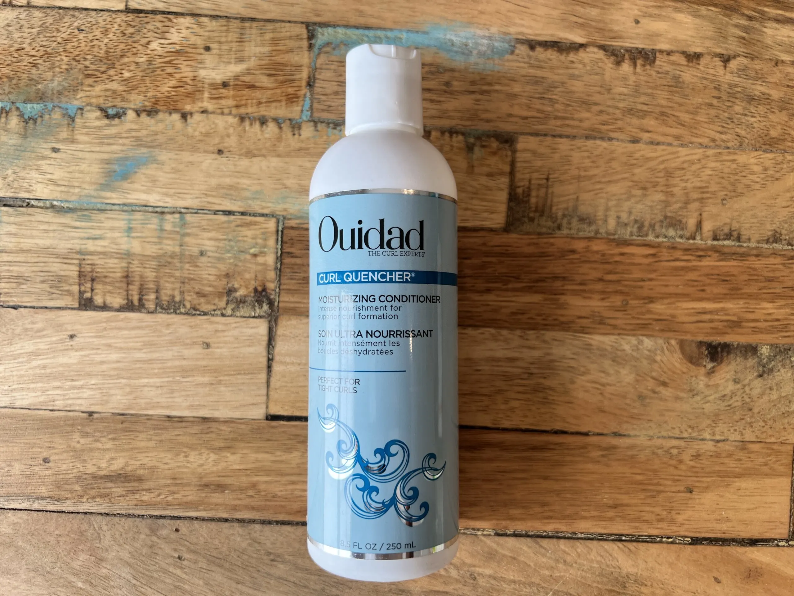 Ouidad: The Curly Expert - Curl Quencher moisturizing conditioner for intense nourishment for superior curl formation.